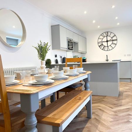 Spacious Home Near Seafront & Train Station 5 Bed Sleeps 10- Central ペンザンス エクステリア 写真