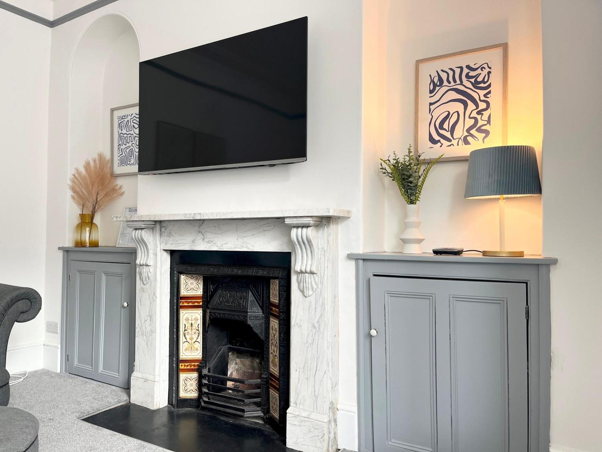 Spacious Home Near Seafront & Train Station 5 Bed Sleeps 10- Central ペンザンス エクステリア 写真