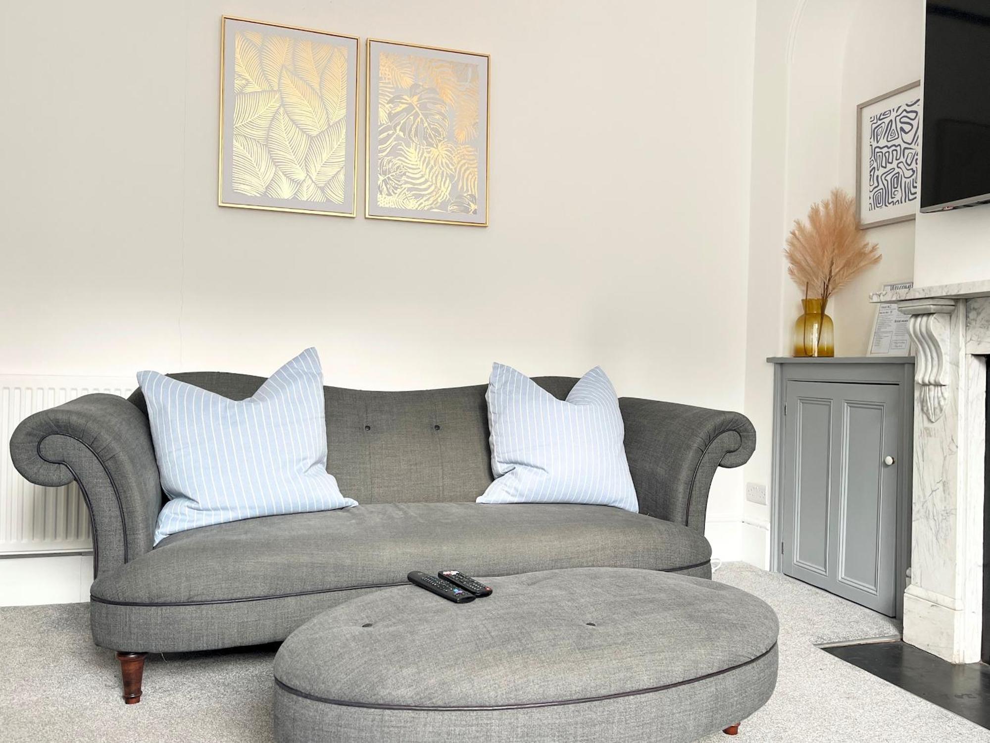 Spacious Home Near Seafront & Train Station 5 Bed Sleeps 10- Central ペンザンス エクステリア 写真
